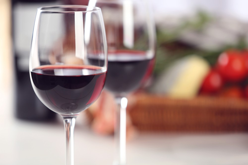Vino Rosso Non Fa Dimagrire Se Bevuto Prima Di Dormire